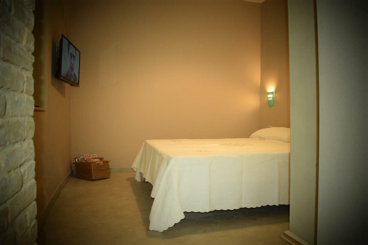 Corte Boero Bed&Breakfast คาโปแตร์รา ภายนอก รูปภาพ